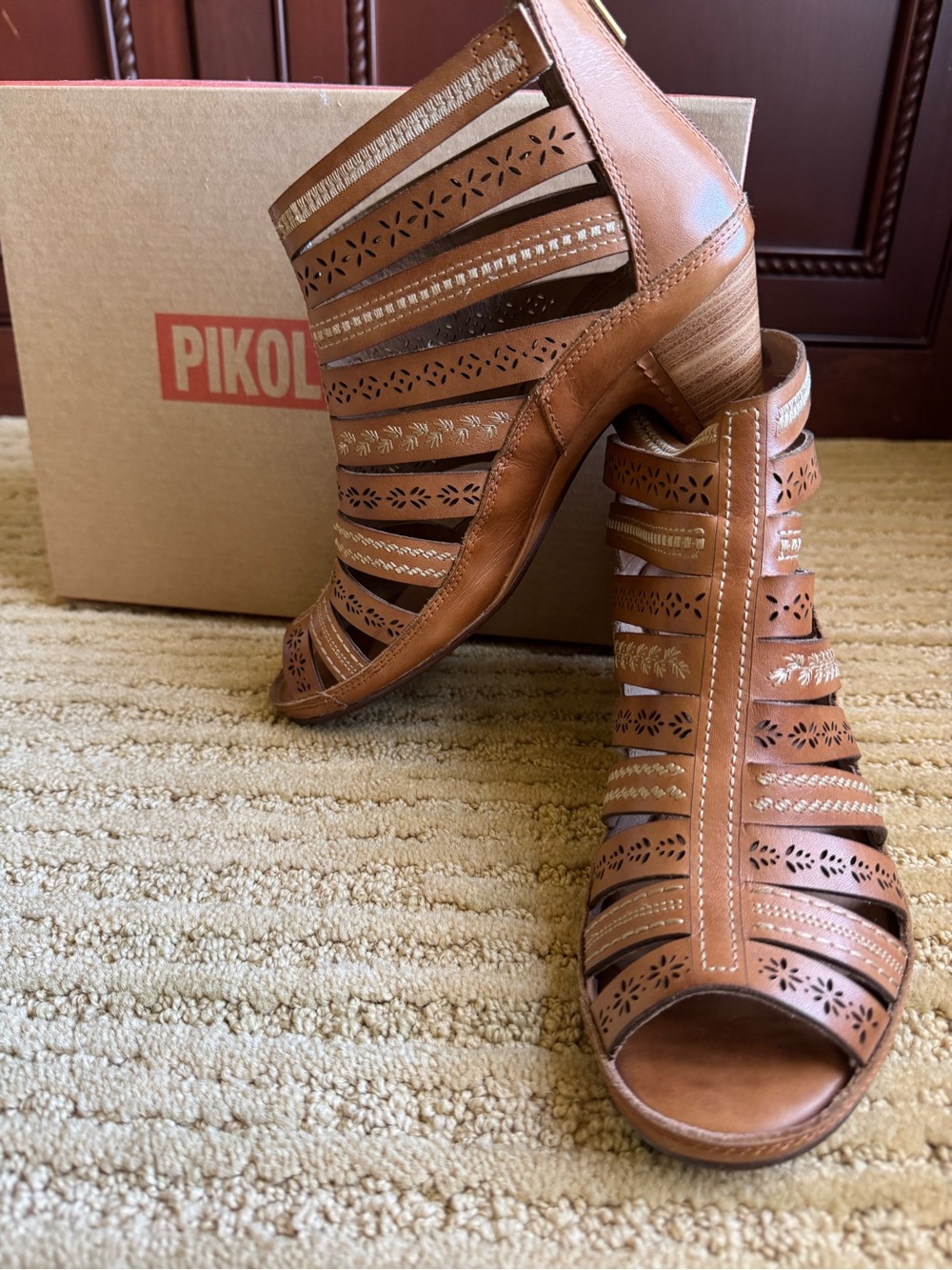 PIKOLINOS Chestnut Brown Laser-Cut Leather Gladiator style Peep-Toe Sandals
